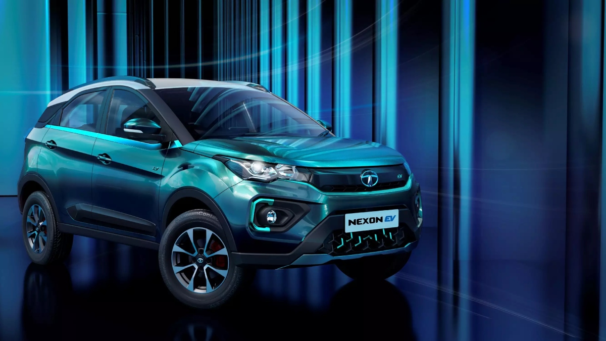 Tata Nexon ev ने पार किया 35 हजार ev गाड़ियों की बिक्री का आंकड़ा! Tesla को हुआ दस्त…