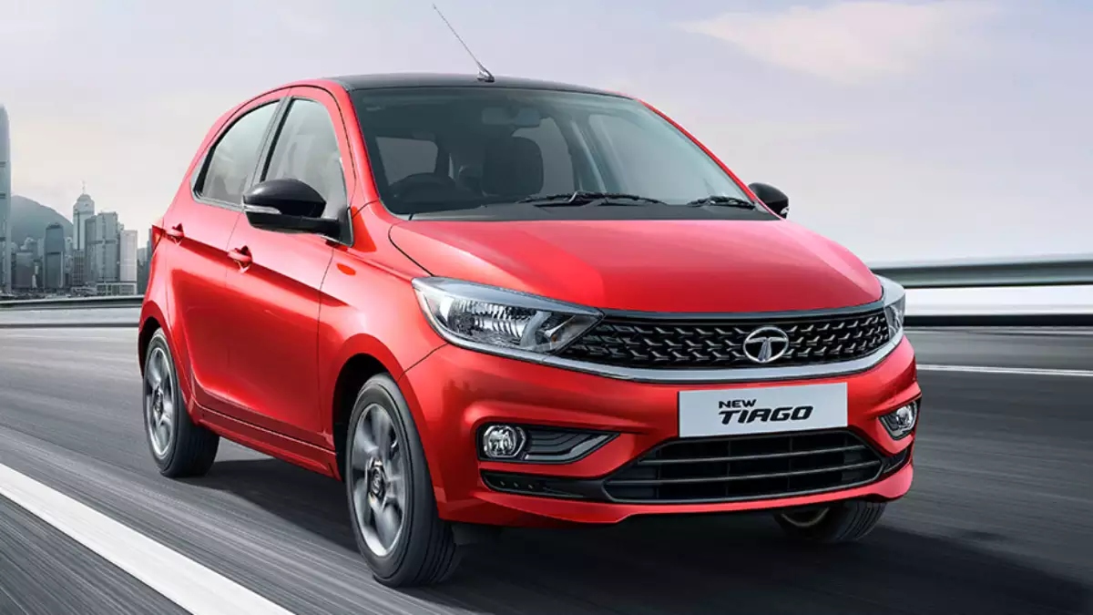 Tata motors के ऑफर्स सुनकर आप भी हो जाएंगे बेहोस! 65,000 रुपये की छूट कौन देता…