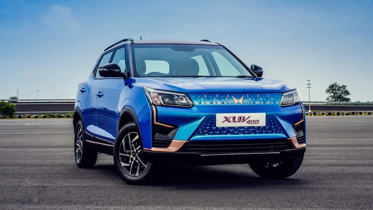 XUV400 के लिए हर दिन मिल रहा 1,000 गाड़ियों का आर्डर! पार्टी तो, पार्टी तो बनती..