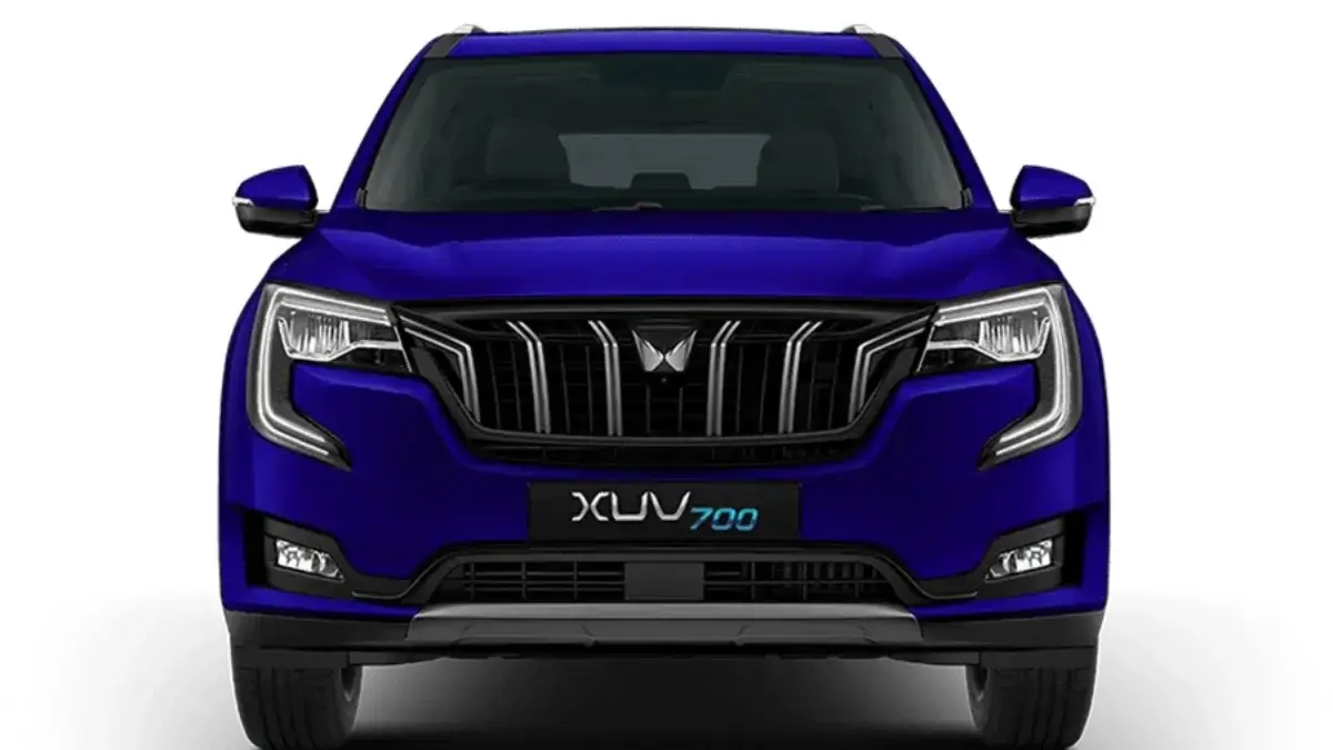 XUV 700