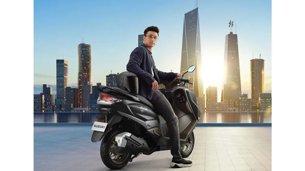 Hydrogen Powered Suzuki Burgman Scooter Showcased in Japan Auto Show 2023