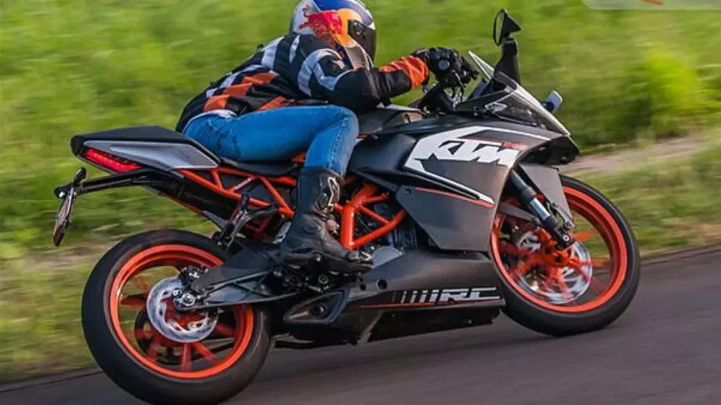 ktm-rc-200